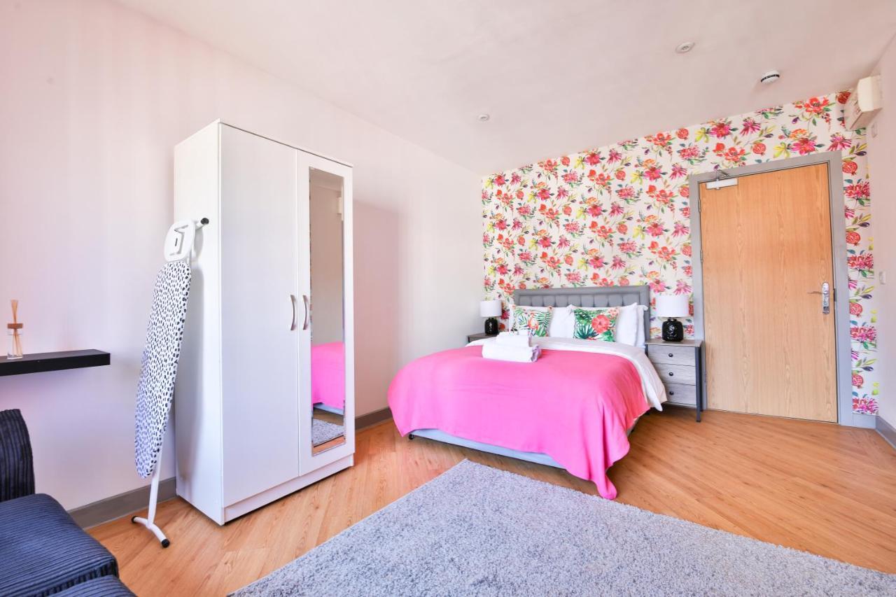 Princess Lofts City Centre Studios With Nespresso Coffee Machines & New Fast Wifi By Stayright Swansea Esterno foto