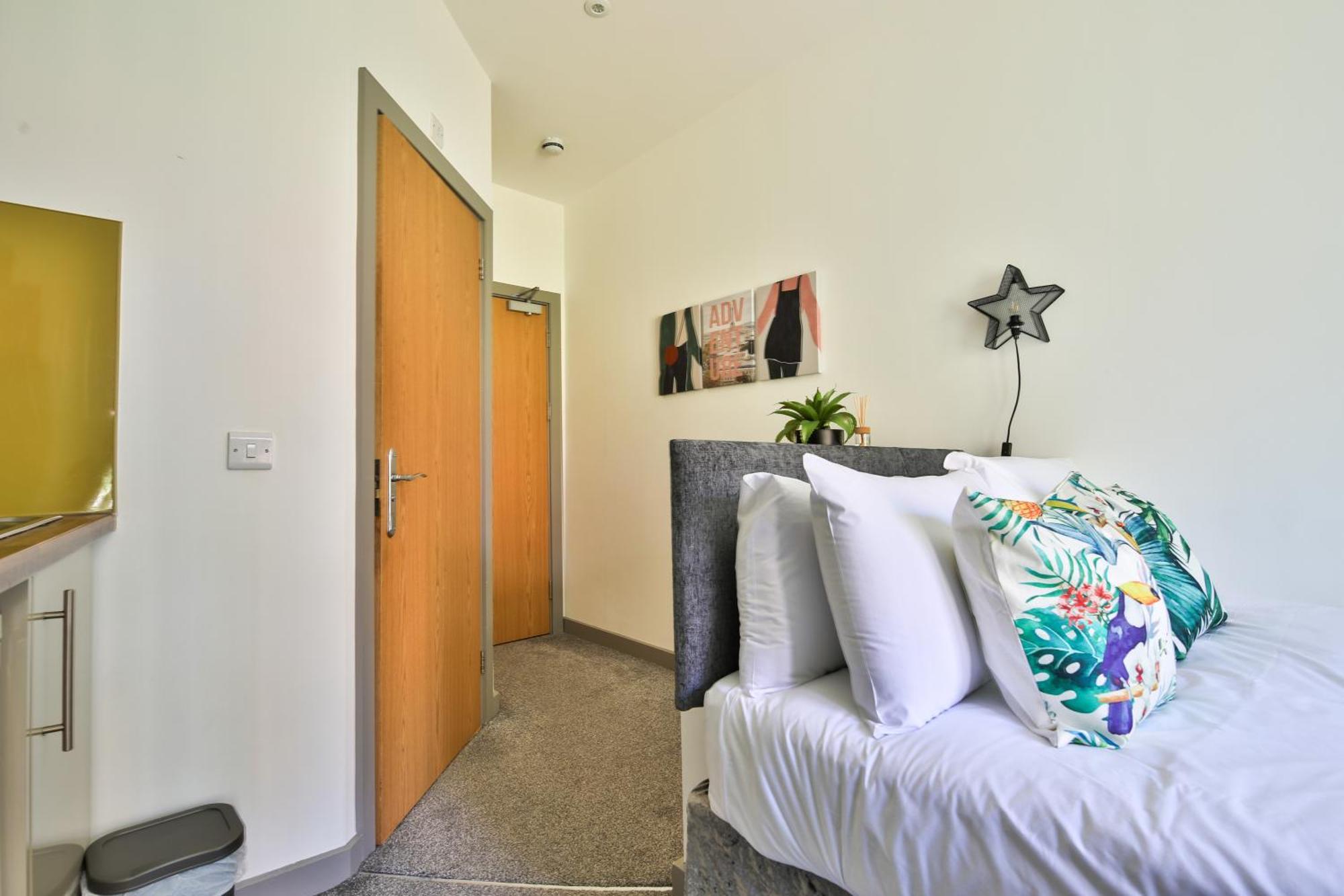 Princess Lofts City Centre Studios With Nespresso Coffee Machines & New Fast Wifi By Stayright Swansea Esterno foto