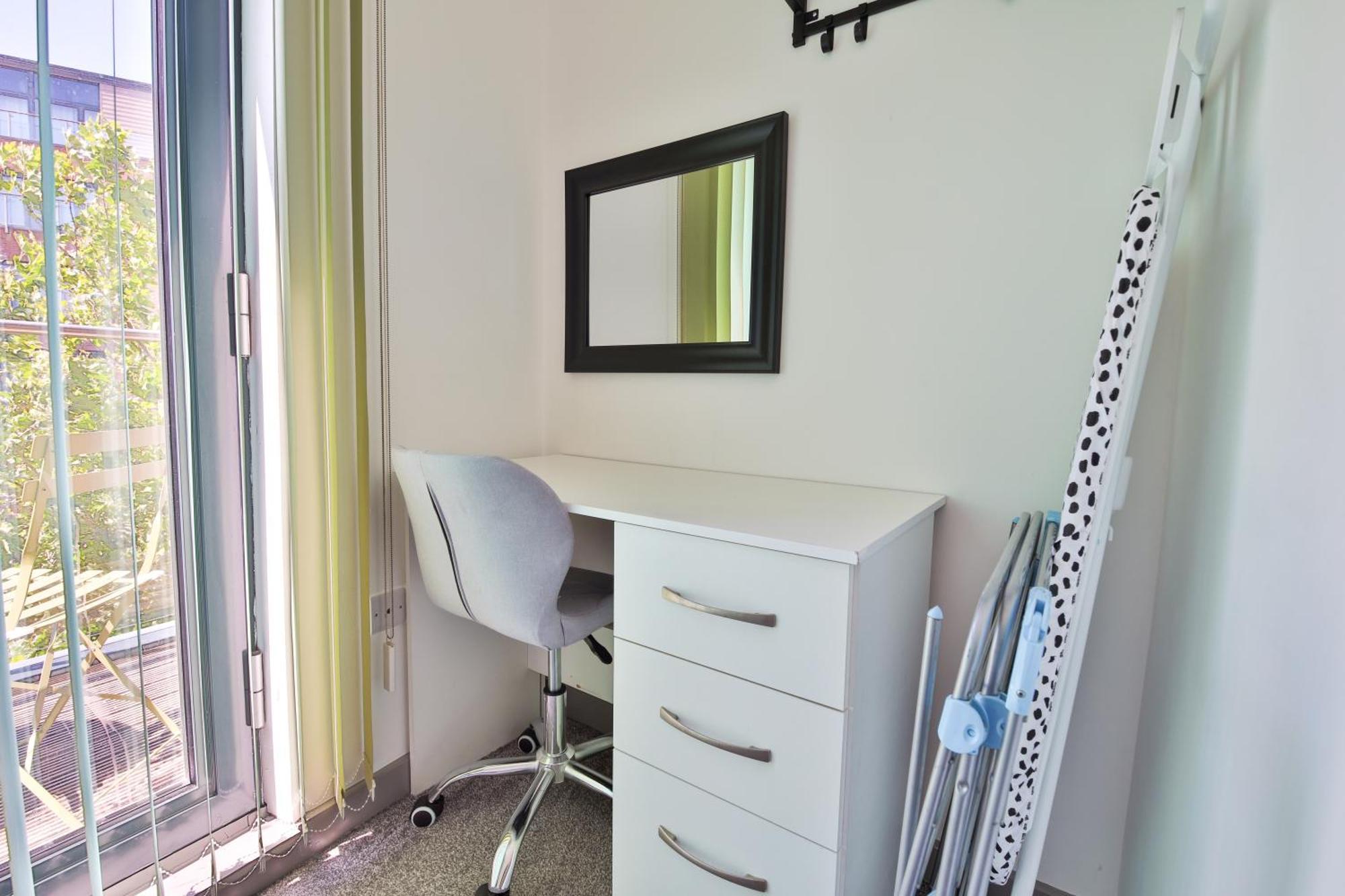 Princess Lofts City Centre Studios With Nespresso Coffee Machines & New Fast Wifi By Stayright Swansea Esterno foto