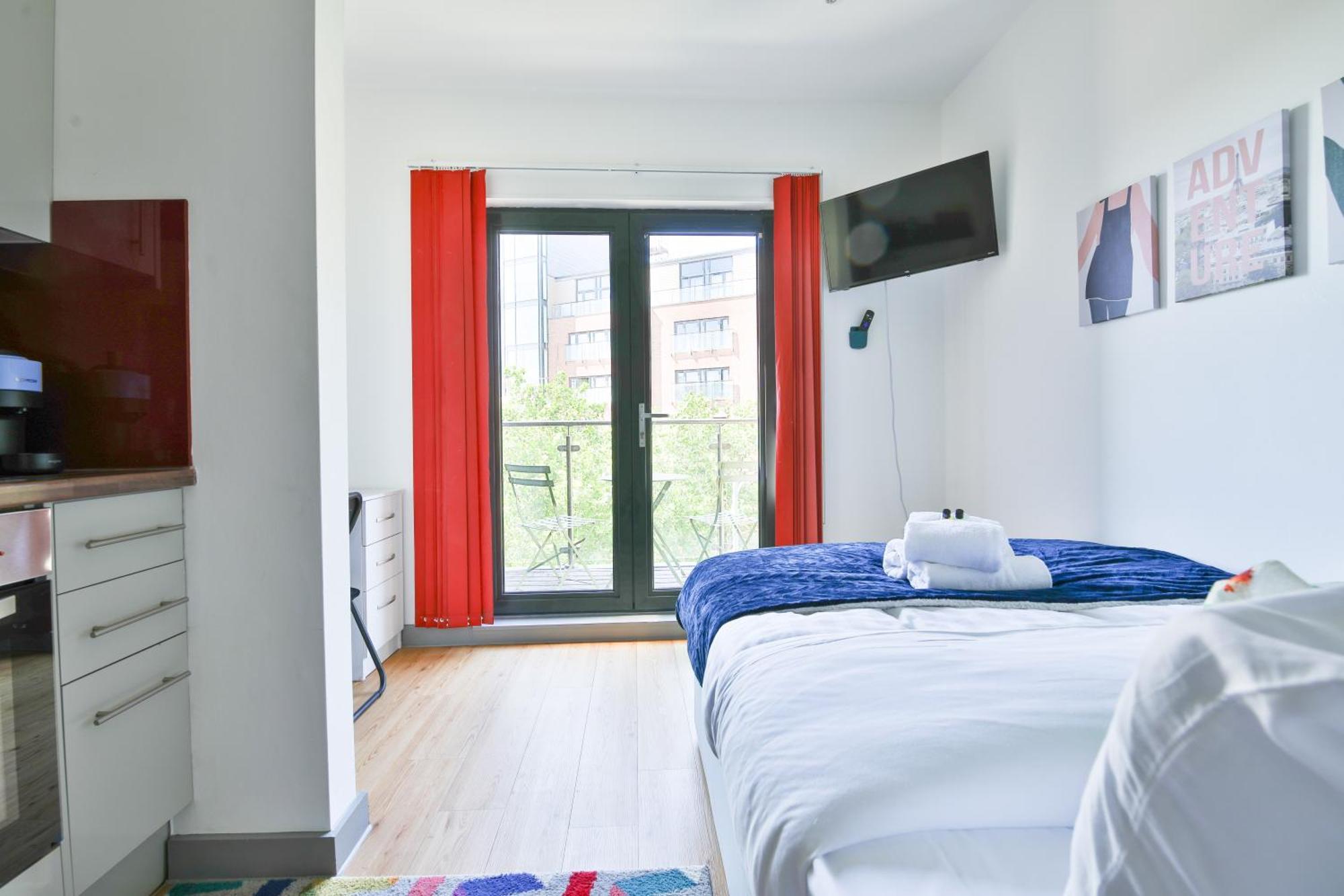 Princess Lofts City Centre Studios With Nespresso Coffee Machines & New Fast Wifi By Stayright Swansea Esterno foto