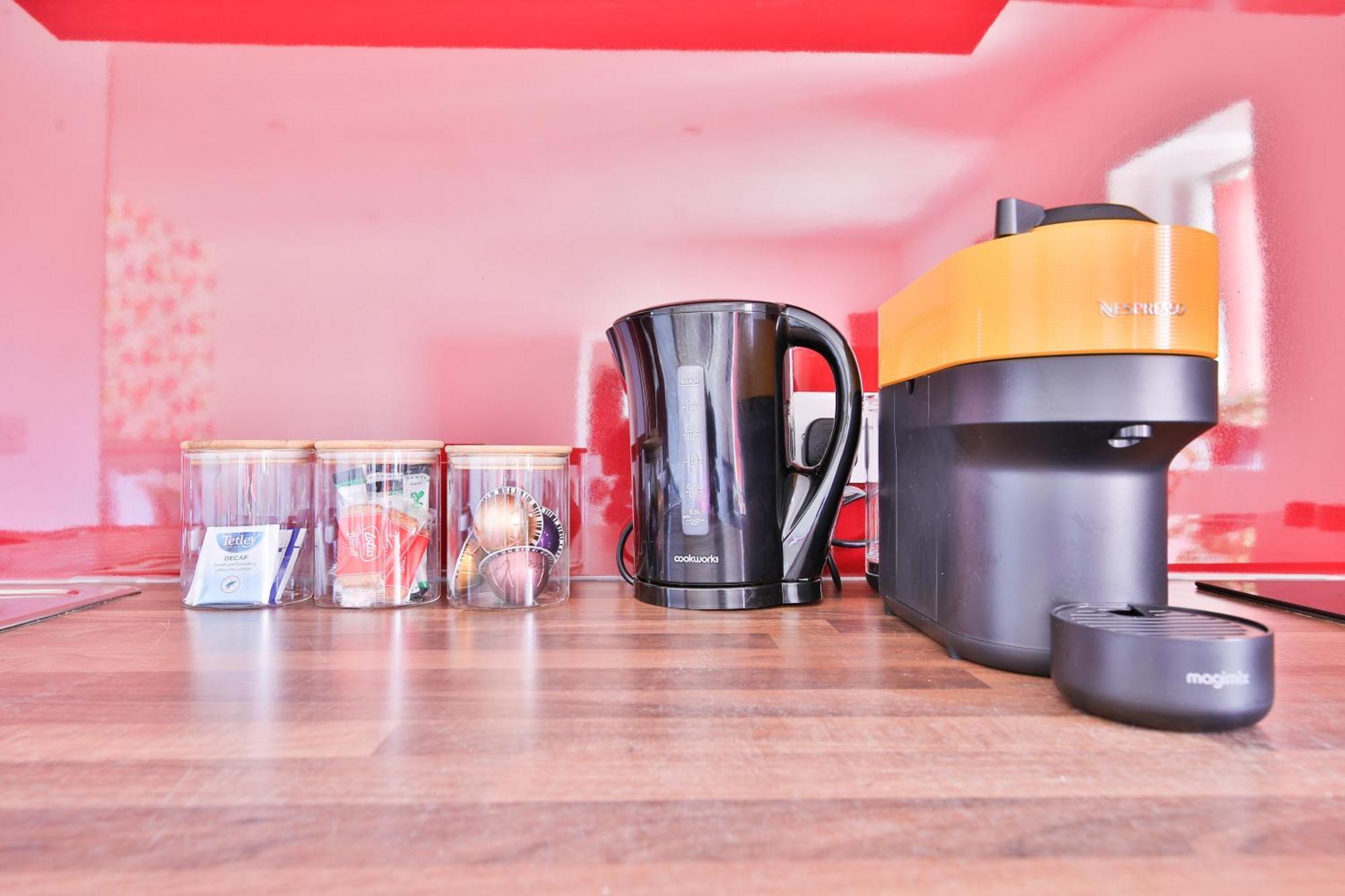 Princess Lofts City Centre Studios With Nespresso Coffee Machines & New Fast Wifi By Stayright Swansea Camera foto